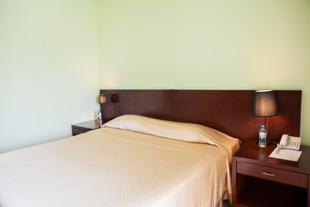 Gorillas Volcanoes Hotel Рухенгери Номер фото